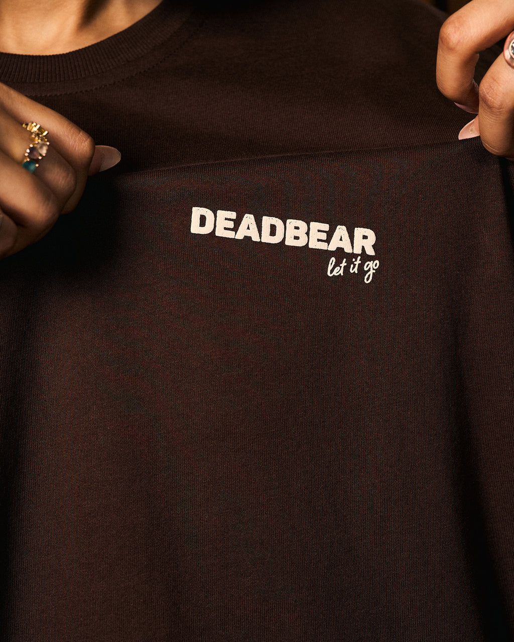 Closure Tee Brown
