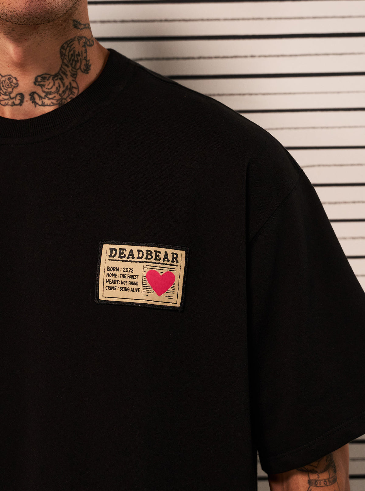 Mugshot Tee Black